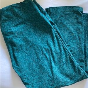 New balance crop leggings